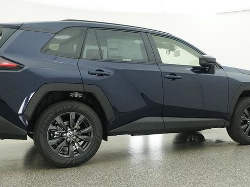 Used 2026 Toyota RAV4 XLE Premium FWD image 29
