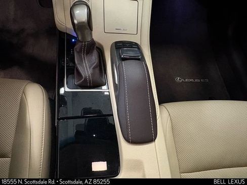 Used 2017 Lexus ES 350 w/ Navigation System Package FWD image 15