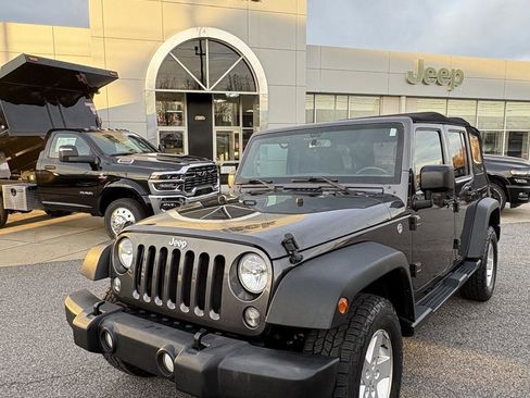 Used 2018 Jeep Wrangler Unlimited Sport S image 6