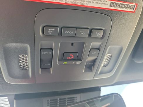 Used 2026 Toyota Camry SE w/ Multimedia Upgrade Package FWD image 32