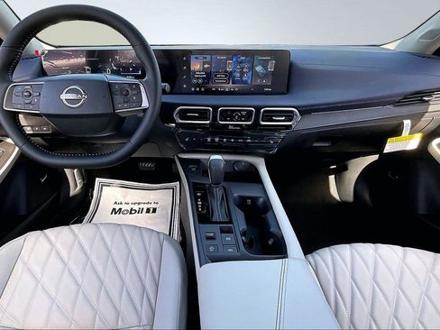 New 2026 Nissan Sentra SL w/ Floor Mat Package FWD image 6