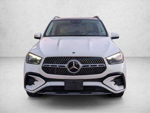 Used 2024 Mercedes-Benz GLE 450 4MATIC image 2