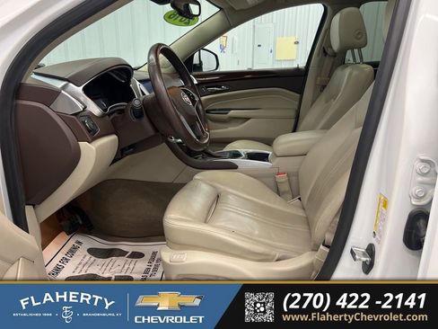 Used 2016 Cadillac SRX Luxury image 9