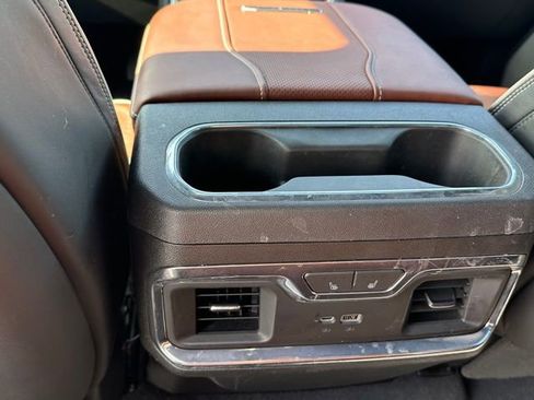 Used 2024 GMC Sierra 3500 Denali Ultimate image 14