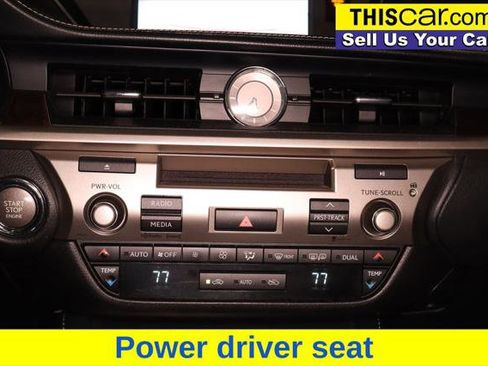 Used 2016 Lexus ES 350 w/ Premium Package w/Wood Trim image 15