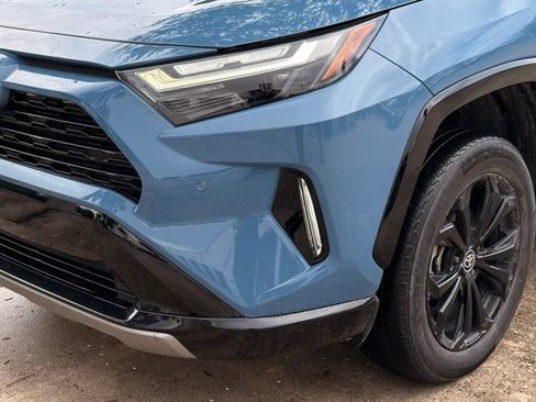 Used 2023 Toyota RAV4 XSE AWD/4WD image 5