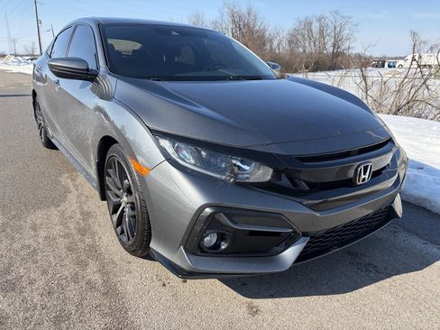 Used 2020 Honda Civic Sport image 2