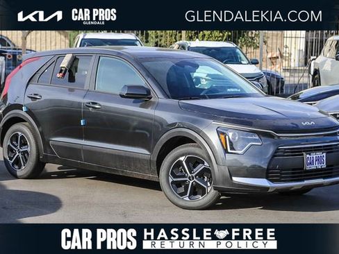 New 2026 Kia Niro LX image 1