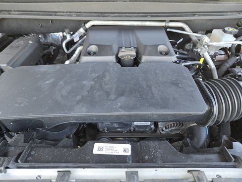 Used 2024 GMC Canyon AT4 w/ Canyon Safety Plus Package image 29