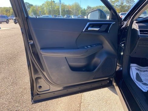 Used 2024 Mitsubishi Outlander SE image 13