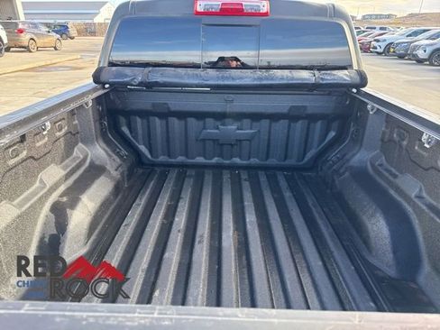 Used 2023 Chevrolet Colorado Z71 w/ Z71 Convenience Package 2 image 8