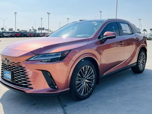 Used 2024 Lexus RX 350 FWD image 3
