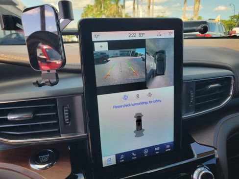 Certified 2023 Ford Explorer King Ranch w/ Technology Package image 24