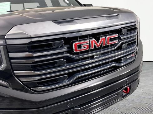 Certified 2024 GMC Sierra 1500 AT4 w/ Technology Package AWD/4WD image 29