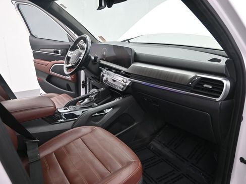 Certified 2023 Kia Telluride SX Prestige AWD/4WD image 24