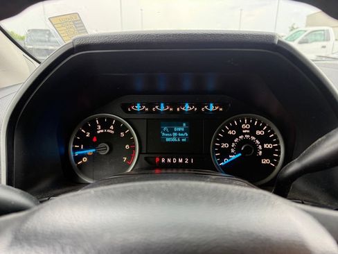 Used 2015 Ford F150 XLT RWD image 8