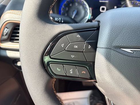 New 2027 Chrysler Pacifica Pinnacle AWD/4WD image 11