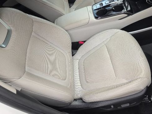 Used 2023 Hyundai Tucson Limited FWD image 9