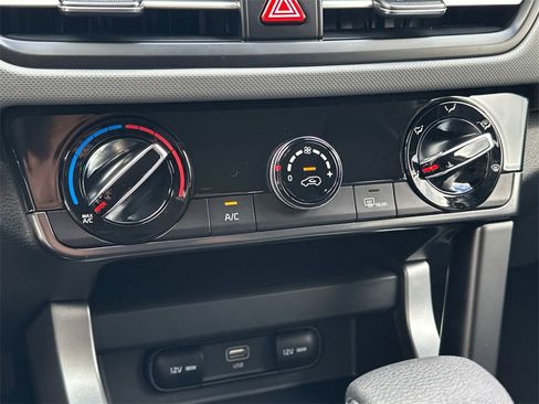 New 2026 Kia Seltos LX image 23