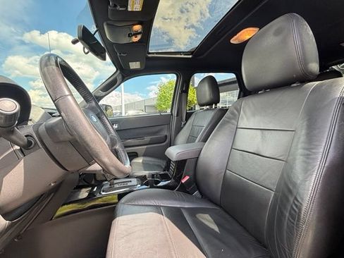 Used 2010 Ford Escape XLT FWD image 23