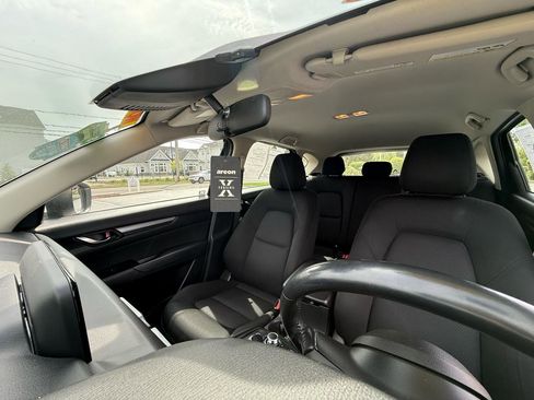 Used 2018 MAZDA CX-5 Sport w/ I-ACTIVSENSE Package FWD image 9