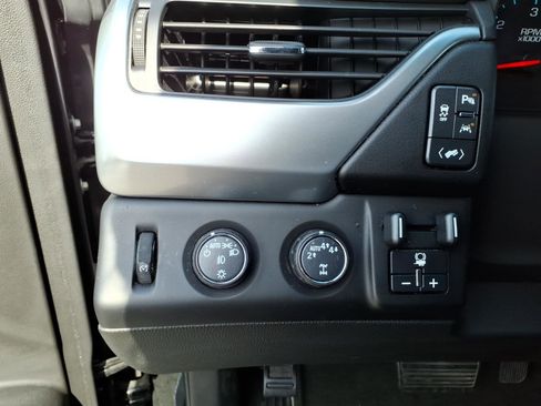 Used 2017 Chevrolet Tahoe Premier AWD/4WD image 15
