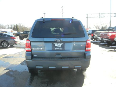 Used 2011 Ford Escape XLT image 12