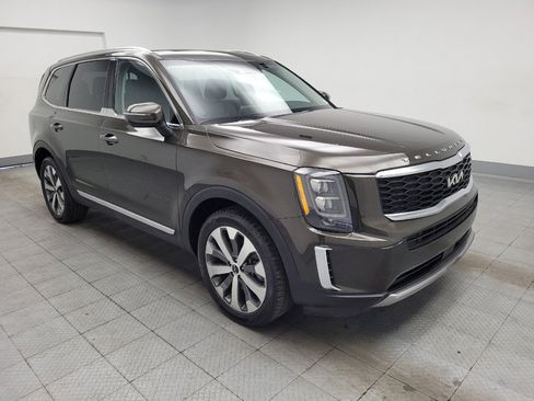 Used 2022 Kia Telluride EX w/ EX Premium Package FWD image 13