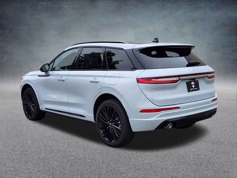 New 2026 Lincoln Corsair Premiere image 5