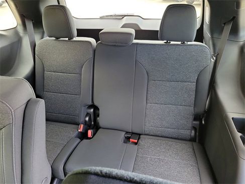 New 2026 Chevrolet Traverse LT w/ Driver Confidence Package image 10