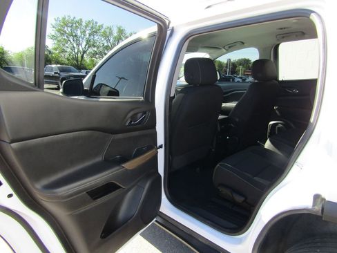 Used 2023 GMC Acadia SLE w/ Driver Convenience Package AWD/4WD image 24