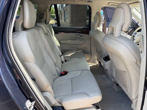 Used 2016 Volvo XC90 T6 Momentum AWD/4WD image 13