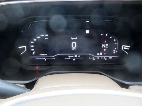 Used 2023 GMC Yukon Denali AWD/4WD image 19