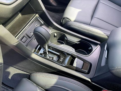 New 2026 Subaru Ascent Limited Bronze image 8