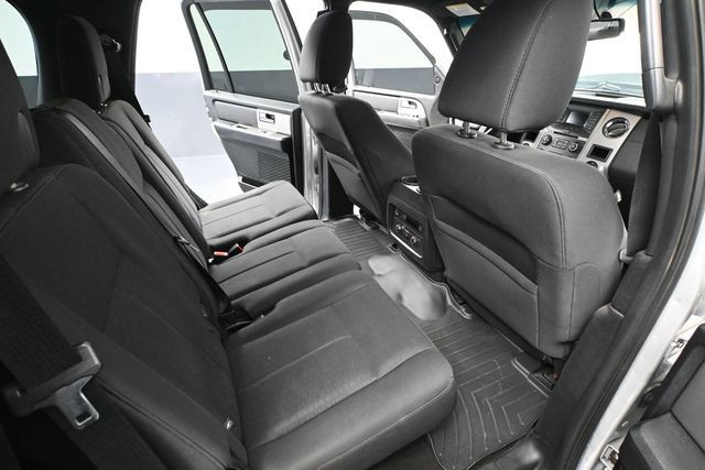 Used 2017 Ford Expedition XLT AWD/4WD image 39