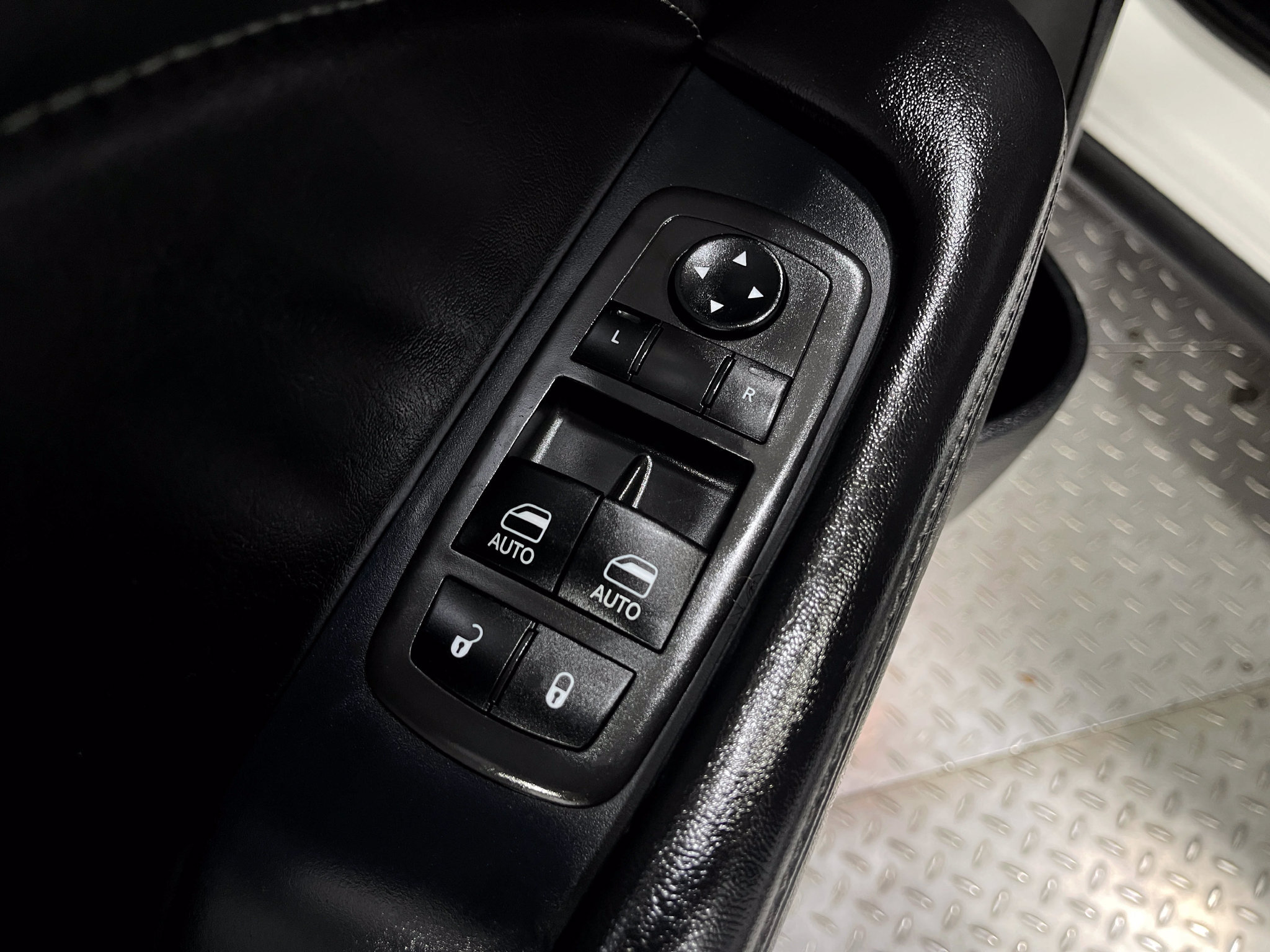 Used 2021 Dodge Challenger R/T Scat Pack w/ T/A Package RWD image 14