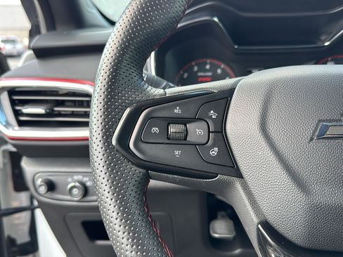 Used 2023 Chevrolet TrailBlazer RS image 18