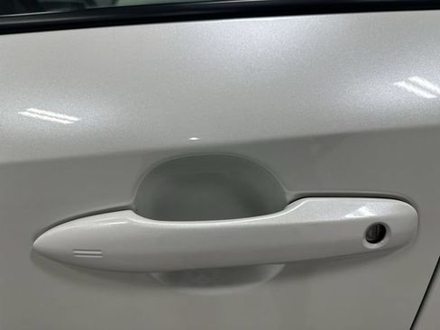 Used 2024 Toyota Corolla SE FWD image 11