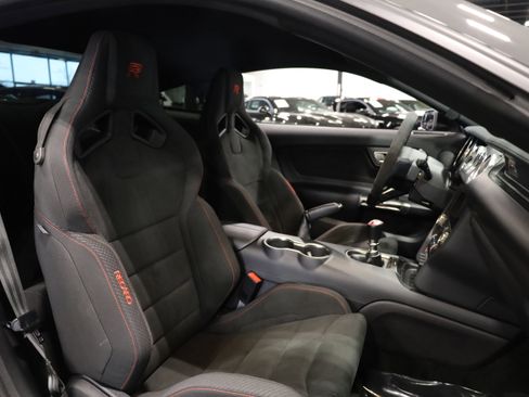 Used 2018 Ford Mustang Shelby GT350R w/ GT350R Equipment Group 920A image 35