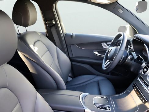 Certified 2021 Mercedes-Benz GLC 300 4MATIC image 10