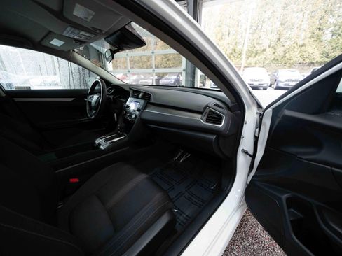Used 2019 Honda Civic LX image 25