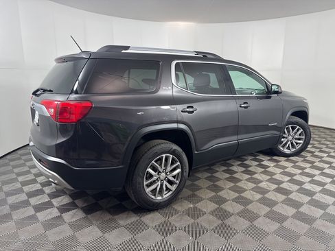 Used 2017 GMC Acadia SLE image 6