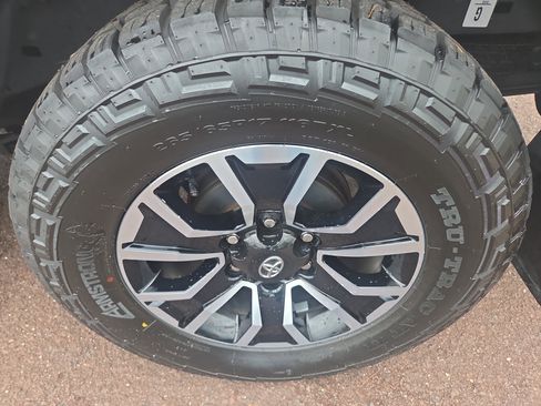 Certified 2023 Toyota Tacoma TRD Sport w/ Advanced Technology Package AWD/4WD image 11