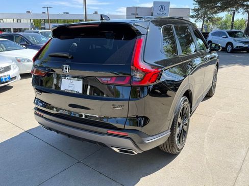 Used 2026 Honda CR-V Sport Touring image 4