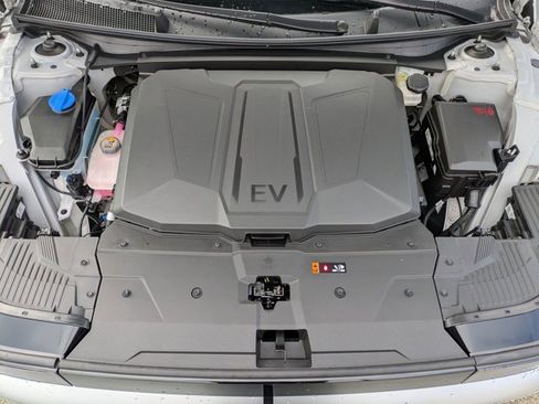 New 2026 Hyundai Ioniq 5 SEL RWD image 22