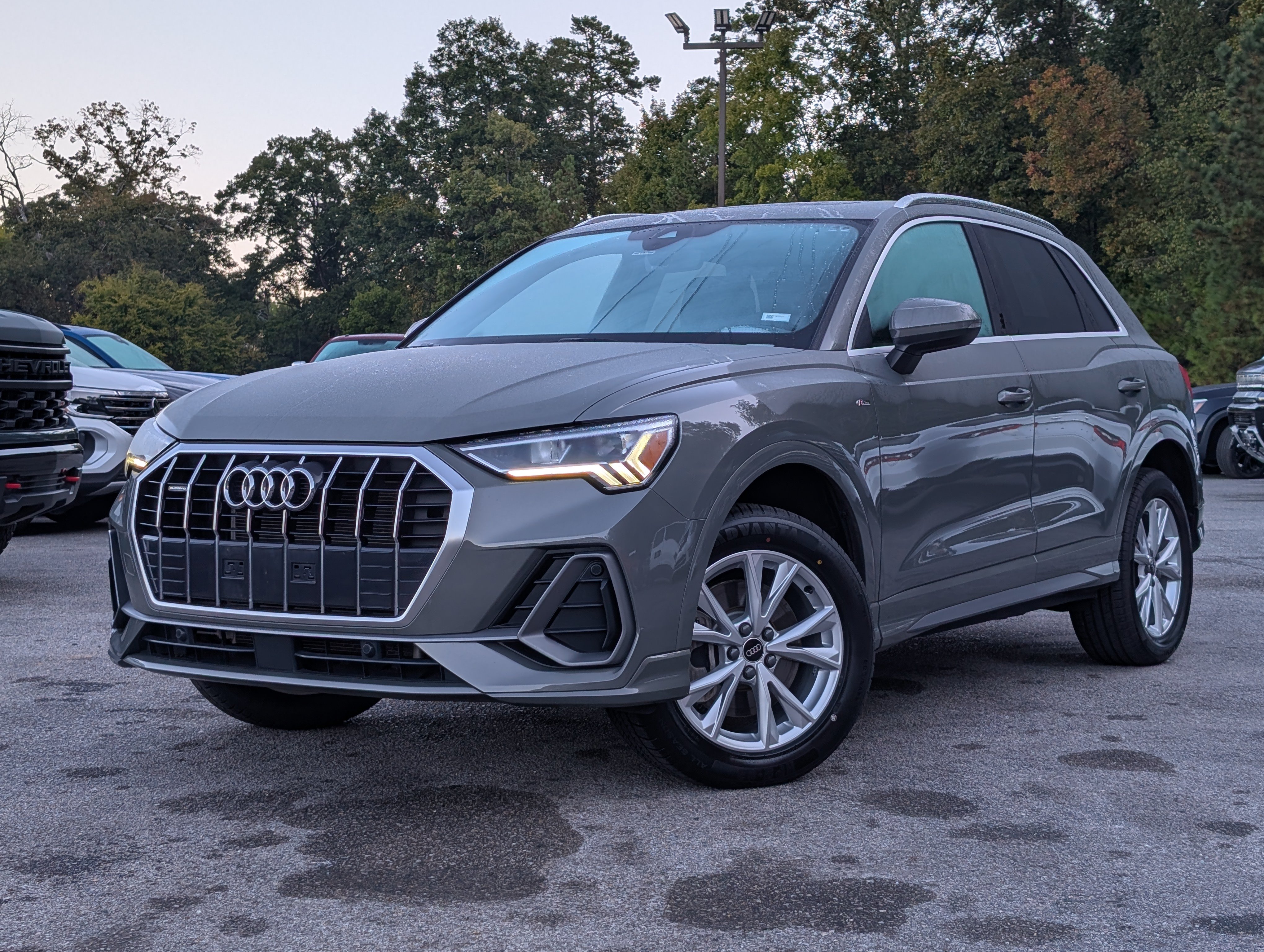 Used 2024 Audi Q3 2.0T Premium AWD/4WD image 4