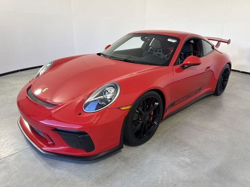 Certified 2018 Porsche 911 GT3 image 1