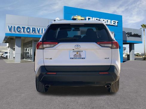 Used 2024 Toyota RAV4 XLE FWD image 5