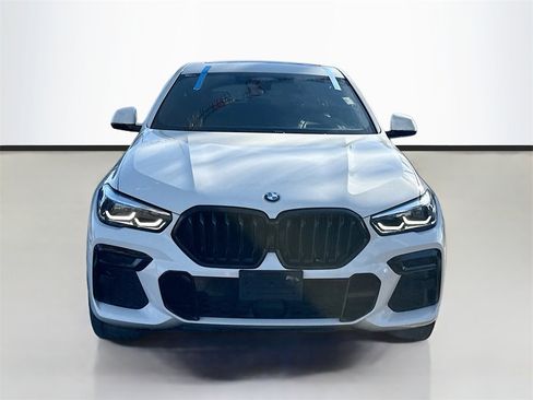 Used 2022 BMW X6 xDrive40i w/ M Sport Package image 2