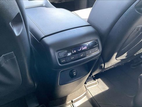 Used 2024 Hyundai Palisade XRT AWD/4WD image 10